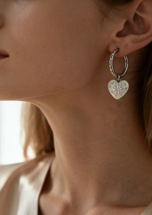 Handmade Seashell Earrings for Woman Natural Shell Earrings with Hand-drawn Pattern